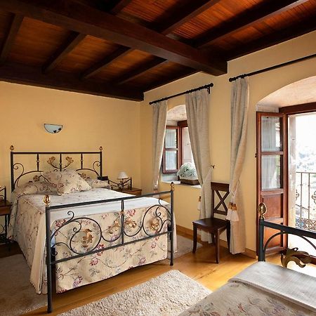 La Casona De Lombrana, En Polaciones Guest House Екстериор снимка