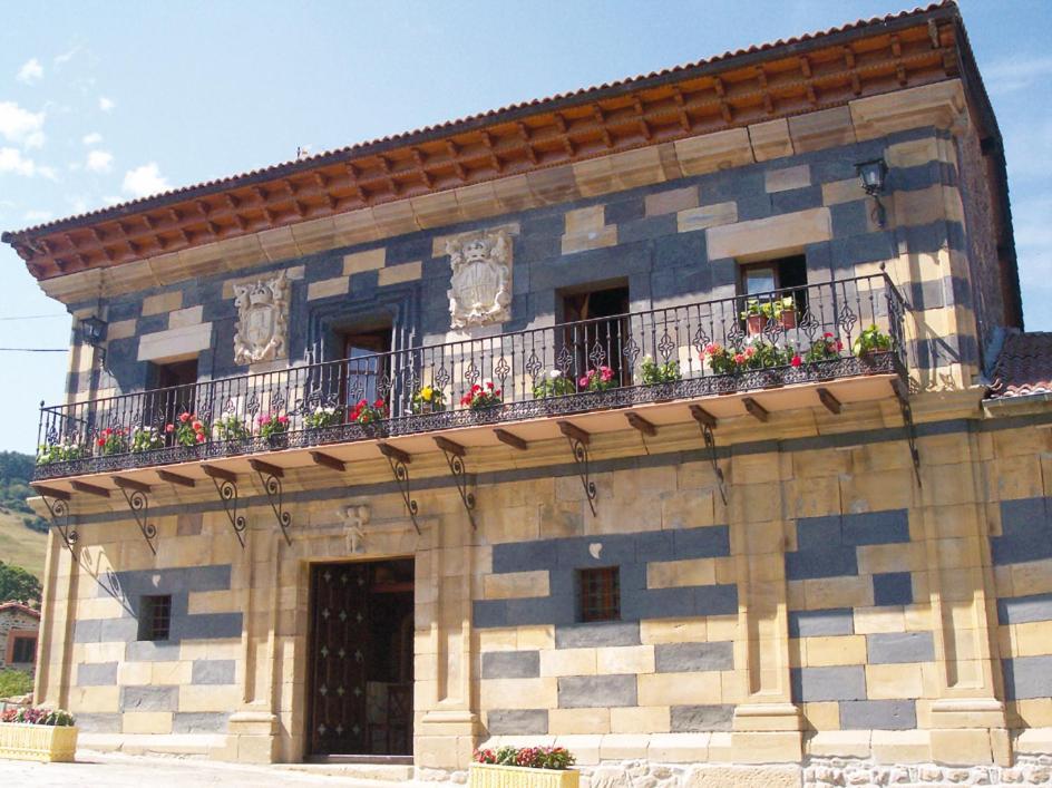 La Casona De Lombrana, En Polaciones Екстериор снимка
