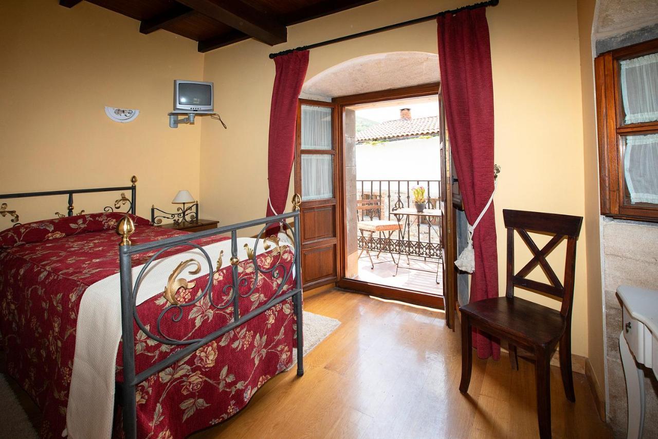 La Casona De Lombrana, En Polaciones Guest House Екстериор снимка